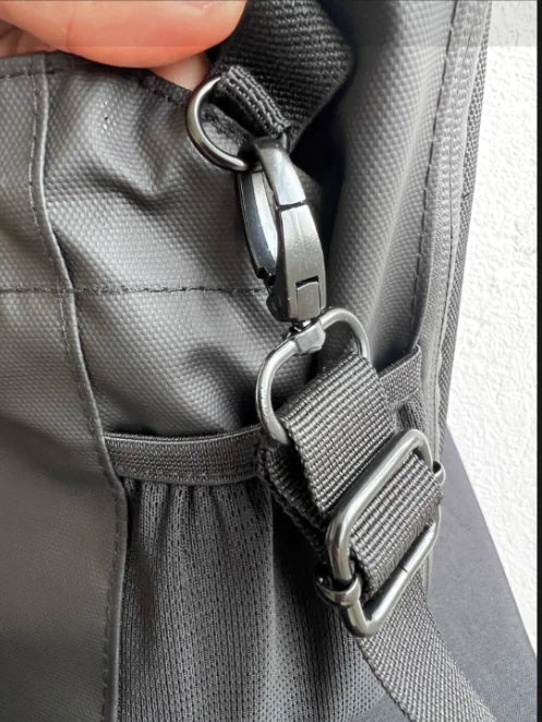 Bolsa imantada para Botella de Agua Fitness.